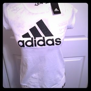 adidas Tops - ( Junior) Girl’s Adidas Tee adidas Tops - ( Junior) Girl’s Adidas Tee